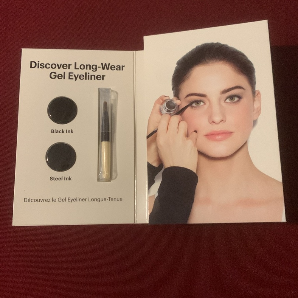Makeup Bundle - Picture 8 of 9